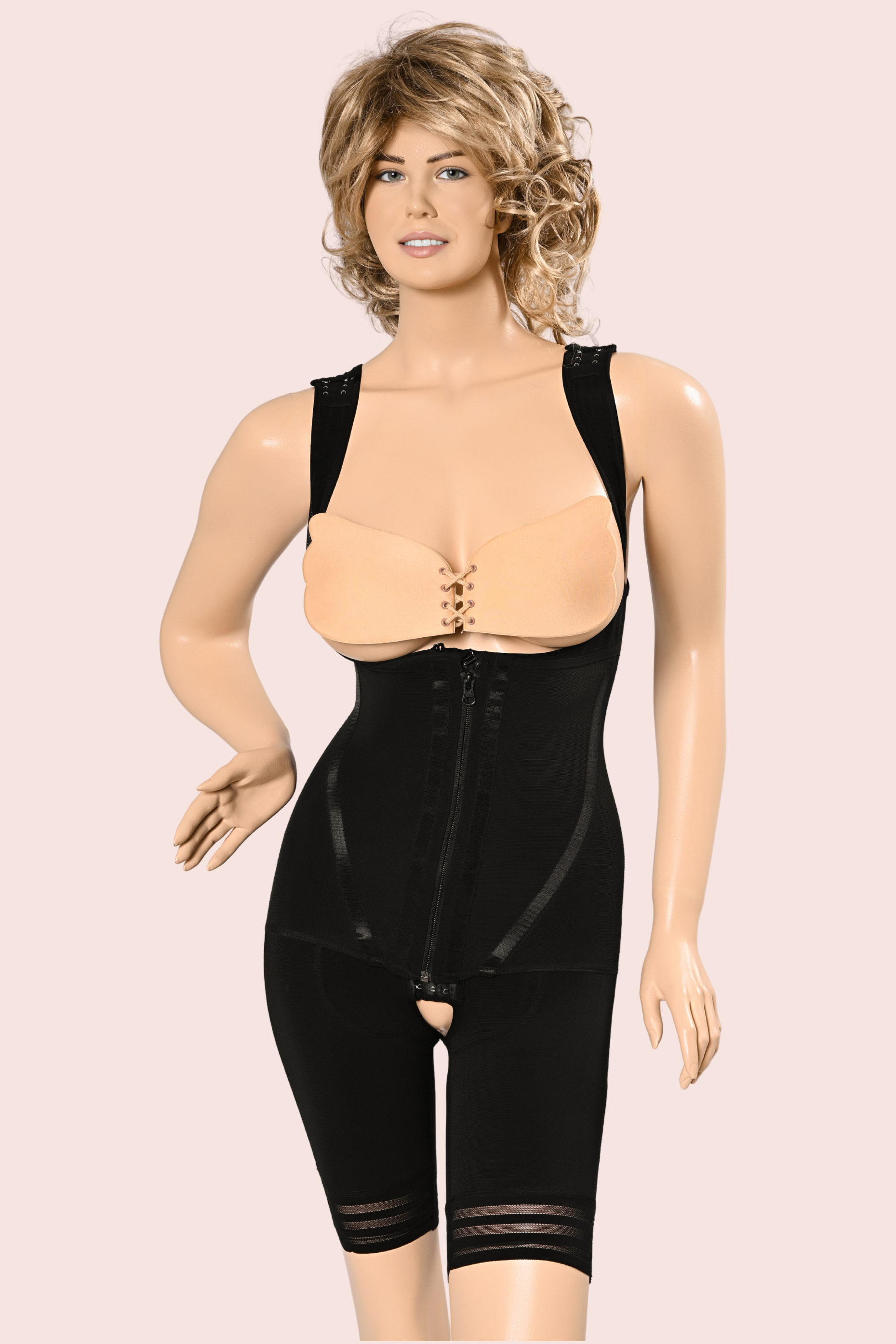 Short bodysuit with belt - B9022